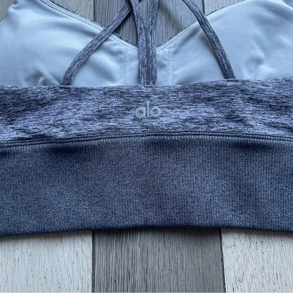 ALO Yoga Women's Gray Strappy Sports Bra - Picture 2 of 6